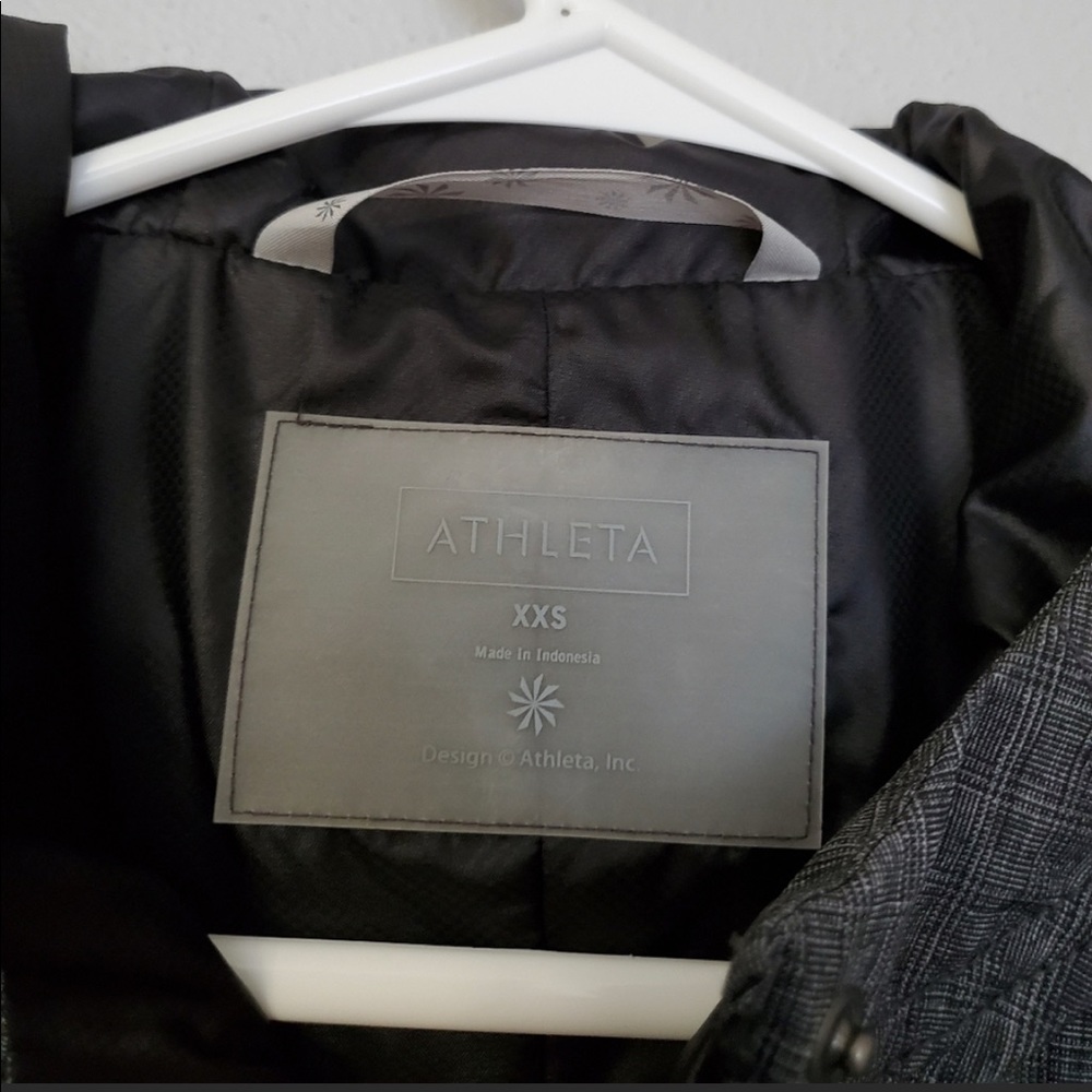 Athleta Rainfall Jacket - image 4